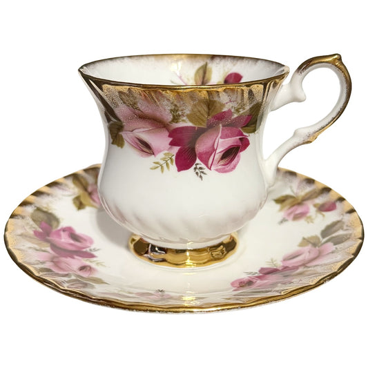 Vintage Elizabethan Double Rose Tea Cup and Saucer set